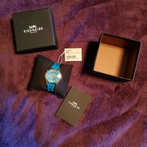 Coach watch - Picture 5 of 5